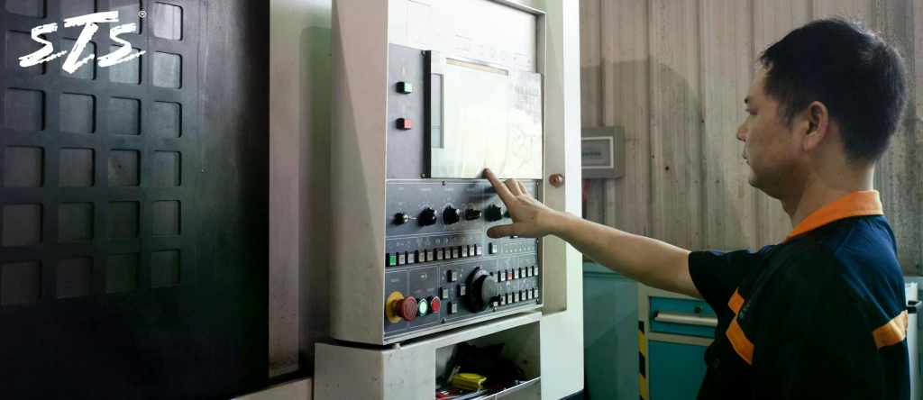 Specialized-Personnel.jpg Specialized-Personnel.jpg